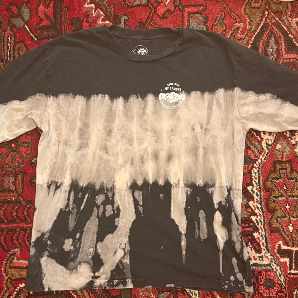 Lurking Class Down with my Demons tee size XL